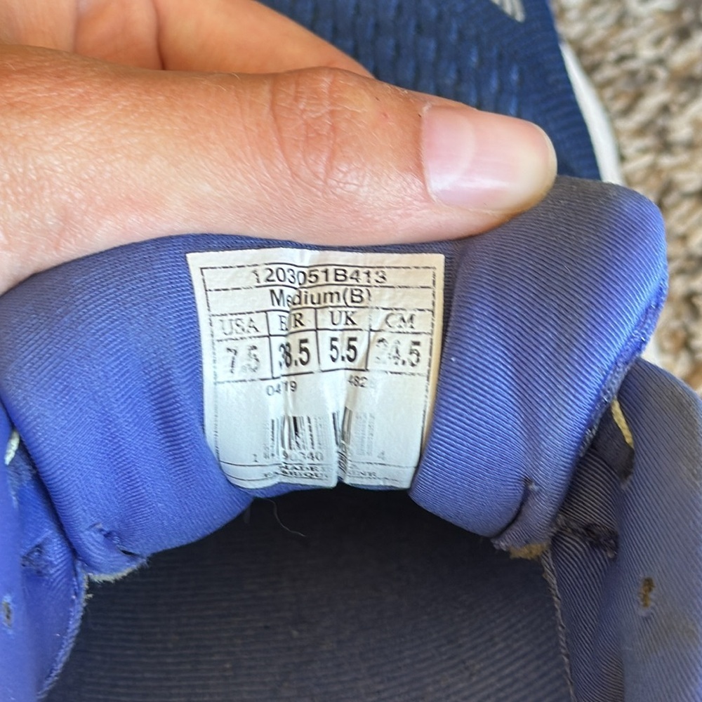 Brooks Ghost 12 Women’s 7.5 Running Gym Athletic Blue Shoes - Picture 7 of 8